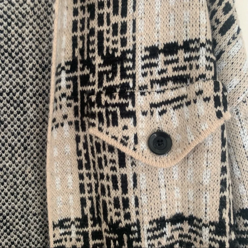 lightweight shacket! - Picture 3 of 4